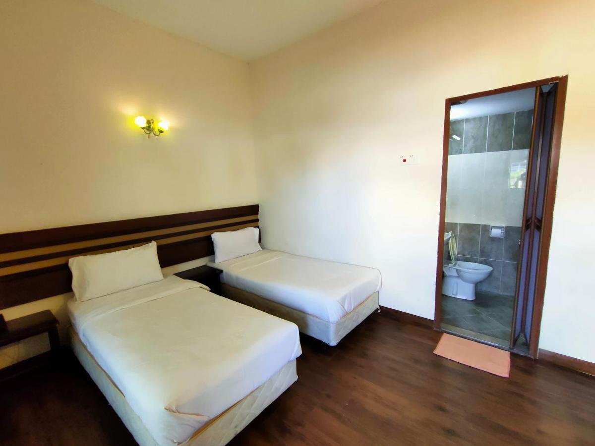Cozzy Motel Malacca Buitenkant foto