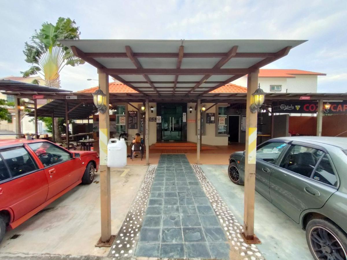 Cozzy Motel Malacca Buitenkant foto
